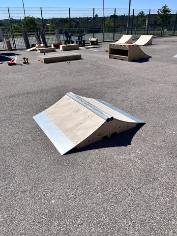 Urban Street Ramps Mini Dual Skateramp Zwart - Skate ramp Urban Street Ramps Mini Dual Skateramp Zwart - Skate ramp